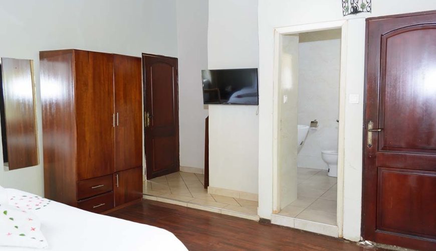 Afrikiko Poolside Down – Standard Plus Room
