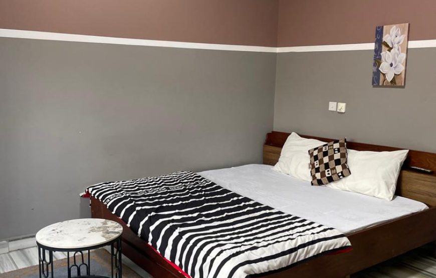 Es Apple Double Room with Air Conditioner